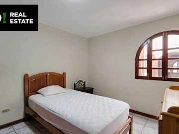 VENTA DE CASA CERCA AL MAR EN SAN BARTOLO