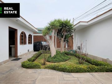 VENTA DE CASA CERCA AL MAR EN SAN BARTOLO