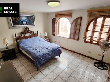 VENTA DE CASA CERCA AL MAR EN SAN BARTOLO