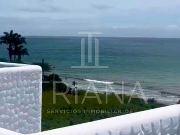 DEPARTAMENTO / PENTHOUSE DE VENTA DÚPLEX TONSUPA ESMERALDAS