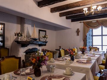 SE VENDE HOTEL BOUTIQUE Y RESTAURANTE EN MIRAFLORES ( PRECIO NEGOCIABLE)