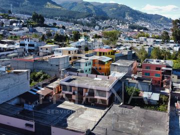 CASA RENTERA EN VENTA SANTA RITA SOLANDA SUR DE QUITO