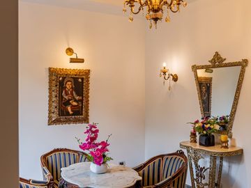 SE VENDE HOTEL BOUTIQUE Y RESTAURANTE EN MIRAFLORES ( PRECIO NEGOCIABLE)