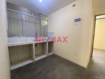 ¡Atención Inversionistas! Casa En Venta En El Agustino