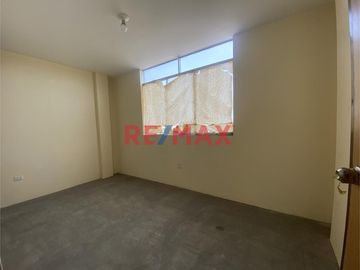 ¡Atención Inversionistas! Casa En Venta En El Agustino