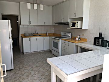 CASA EN VENTA FRENTE JOCKEY PLAZA 300 m2 URB NEPTUNO SURCO