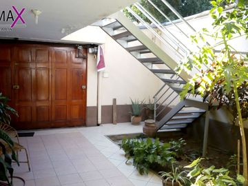 CASA EN VENTA O ALQUILER URB. CLARK-PIURA