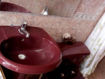 CASA EN VENTA O ALQUILER URB. CLARK-PIURA