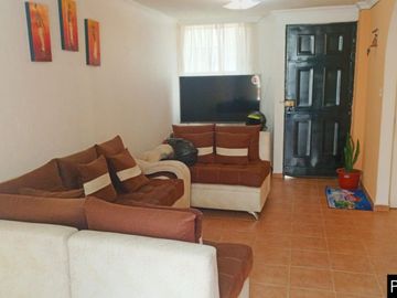 CASA de VENTA en Conjunto Habitacional a 2 cuadras de Av. Geovanny Calles, Calderón, Ecuador