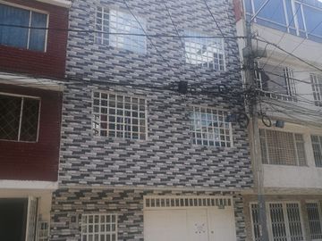 VENDO CASA EN VILLA NELLY KENNEDY BOGOTA