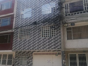 VENDO CASA EN VILLA NELLY KENNEDY BOGOTA