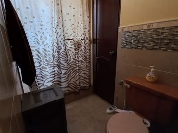 VENTA DE CASA RENTERA ESQUINERA EN CDLA. COVIEM SUR DE GUAYAQUIL