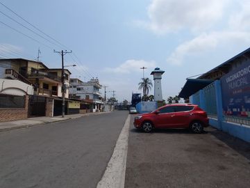 VENTA DE CASA RENTERA ESQUINERA EN CDLA. COVIEM SUR DE GUAYAQUIL