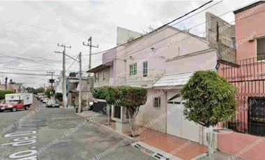Casa en Providencia, Gustavo A Madero, Oportunidad Unica