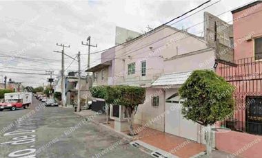Casa en Providencia, Gustavo A Madero, Oportunidad Unica