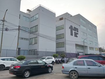 Venta De Departamento En Urb Daniel Hoyle 4To Piso Con Cochera A Un Paso De La Upn (GAPONTE)