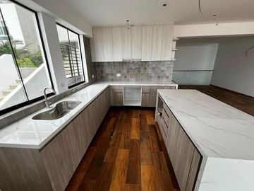 VENTA DE DEPARTAMENTO, TIPO 2 EN SEGUNDA FILA DE PLAYA CABALLEROS, CON VISTA DIRECTA A LA BAHIA  CON TERRAZA Y PISCINA. EN PROYECTO