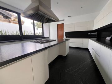 EXCLUSIVIDAD Y LUJO EN CONDOMINIO EL BOSQUE, JUNTO AL BOSQUE DE TLALPAN