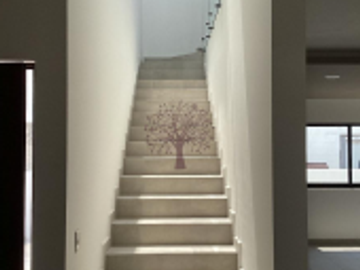 CASA EN RENTA EN CAÑADAS DEL LAGO NUEVA, 4 RECS. 4 BAÑOS, JARDIN, ESPACIOS AMPLIOS Y CONFORTABLES