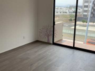 CASA EN RENTA EN CAÑADAS DEL LAGO NUEVA, 4 RECS. 4 BAÑOS, JARDIN, ESPACIOS AMPLIOS Y CONFORTABLES