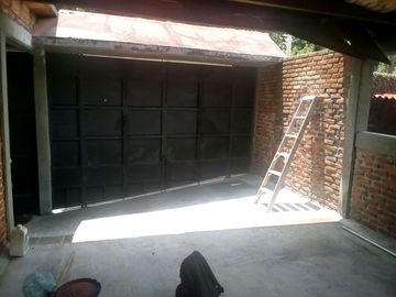 CASA EN LOMAS DE TZOMPANTLE