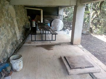 CASA EN LOMAS DE TZOMPANTLE
