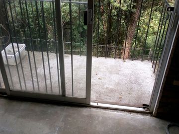 CASA EN LOMAS DE TZOMPANTLE