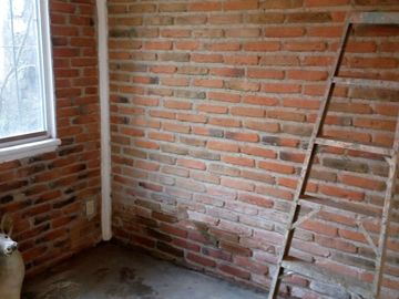CASA EN LOMAS DE TZOMPANTLE