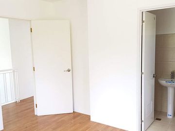 FORECLOSED HOUSE FOR SALE IN RIDGEVIEW NUVALI