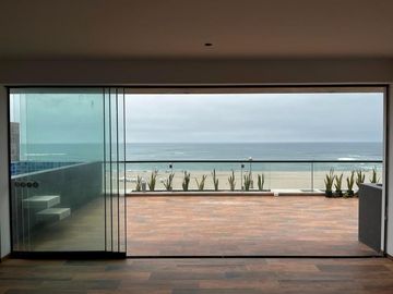 VENTA DE DEPARTAMENTO,  EN SEGUNDA FILA DE PLAYA CABALLEROS, CON VISTA DIRECTA A LA BAHIA  CON TERRAZA Y PISCINA.