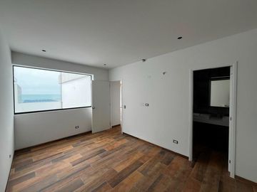 VENTA DE DEPARTAMENTO,  EN SEGUNDA FILA DE PLAYA CABALLEROS, CON VISTA DIRECTA A LA BAHIA  CON TERRAZA Y PISCINA.