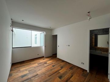 VENTA DE DEPARTAMENTO,  EN SEGUNDA FILA DE PLAYA CABALLEROS, CON VISTA DIRECTA A LA BAHIA  CON TERRAZA Y PISCINA.