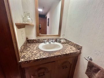 En Venta Casa en Condominio “El Rincon”, jardines universidad