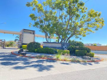 CASA EN VENTA EN XOCHITEPEC DENTRO DE FRACCIONAMIENTO CON AMENIDADES