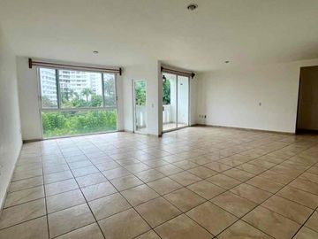 Renta departamento súper amplio en cuernavaca en la mejor zona , col delicias