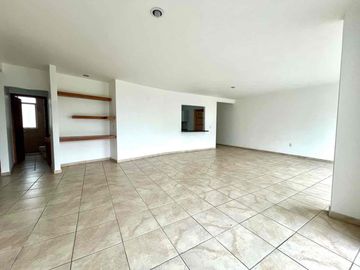 Renta departamento súper amplio en cuernavaca en la mejor zona , col delicias