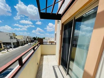 Casa en venta en Rivello Residencial al poniente de Hermosillo modelo Atella Plus