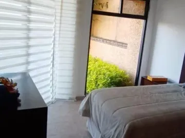HERMOSA CASA EN PRIVADA EN PASEOS DEL BOSQUE