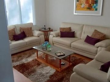 HERMOSA CASA EN PRIVADA EN PASEOS DEL BOSQUE