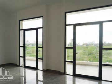 Casa en venta en Marina Campo de golf L0