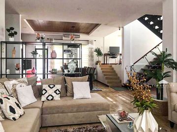 5-Bedroom 5BR House and Lot for Sale in Tagaytay City at Tagaytay Southridge Estates
