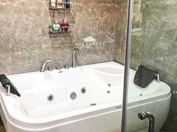 5-Bedroom 5BR House and Lot for Sale in Tagaytay City at Tagaytay Southridge Estates
