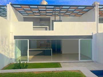 Casa Sola en Venta con Alberca Jardín en Yautepec a 30 minutos de Cuernavaca Morelos