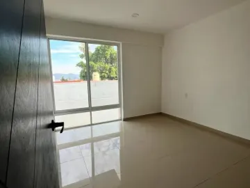 Casa Sola en Venta con Alberca Jardín en Yautepec a 30 minutos de Cuernavaca Morelos