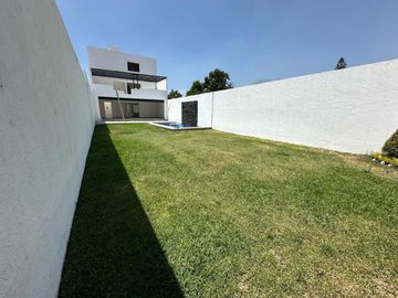 Casa Sola en Venta con Alberca Jardín en Yautepec a 30 minutos de Cuernavaca Morelos