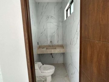 Casa en venta en Privada puerto de cadiz 1 Con alberca Privada