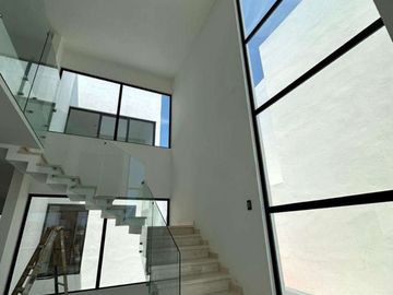 Casa en venta en Privada puerto de cadiz 1 Con alberca Privada