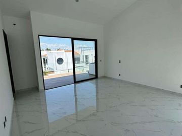 Casa en venta en Privada puerto de cadiz 1 Con alberca Privada