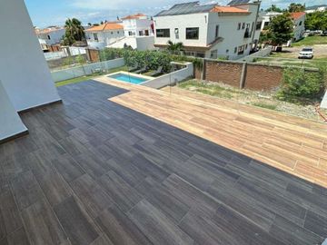 Casa en venta en Privada puerto de cadiz 1 Con alberca Privada