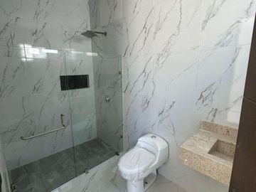Casa en venta en Privada puerto de cadiz 1 Con alberca Privada